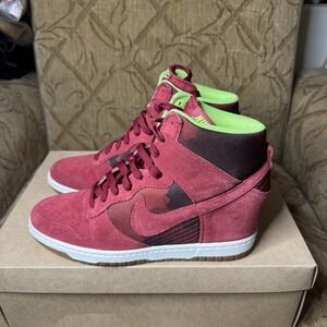 RARE Nike Women's Dunk High Hidden Wedge Noble Red Volt Camo Sneakers - Size‎ 10